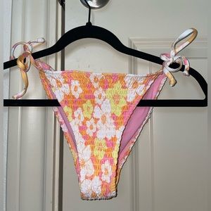 Flower bikini bottoms